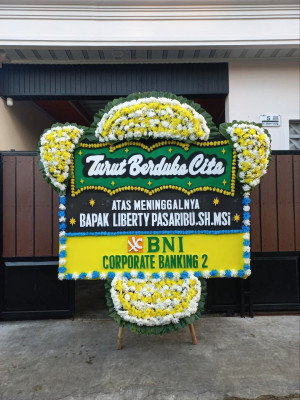 Papan Bunga Duka di Cilayung