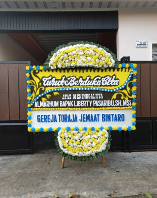 Papan Bunga Duka di Cilayung